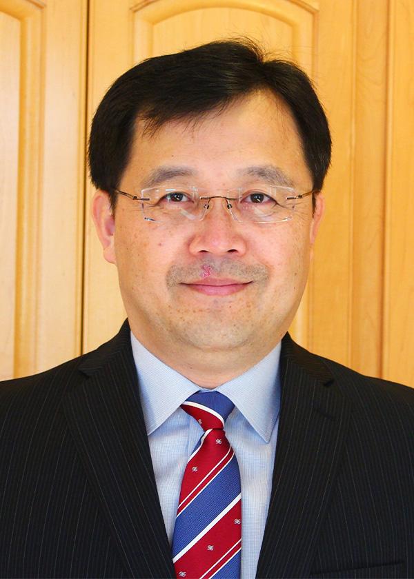 Photo of Manny Hur