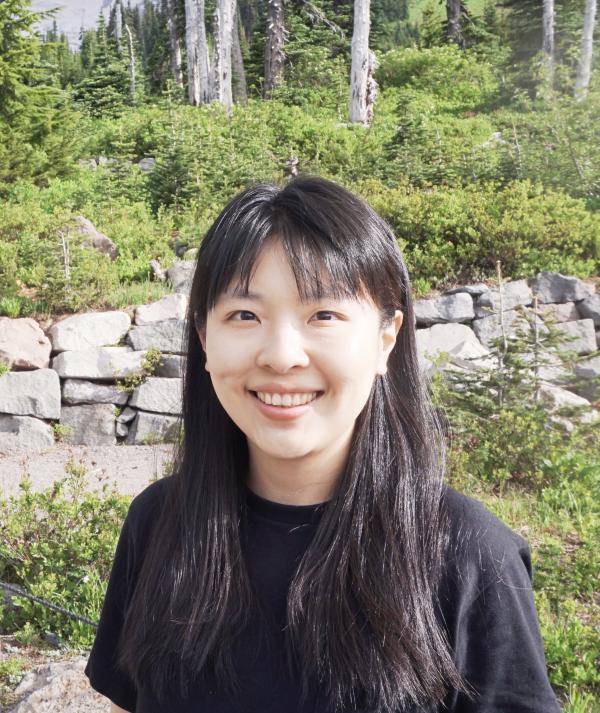 Xueying Yu