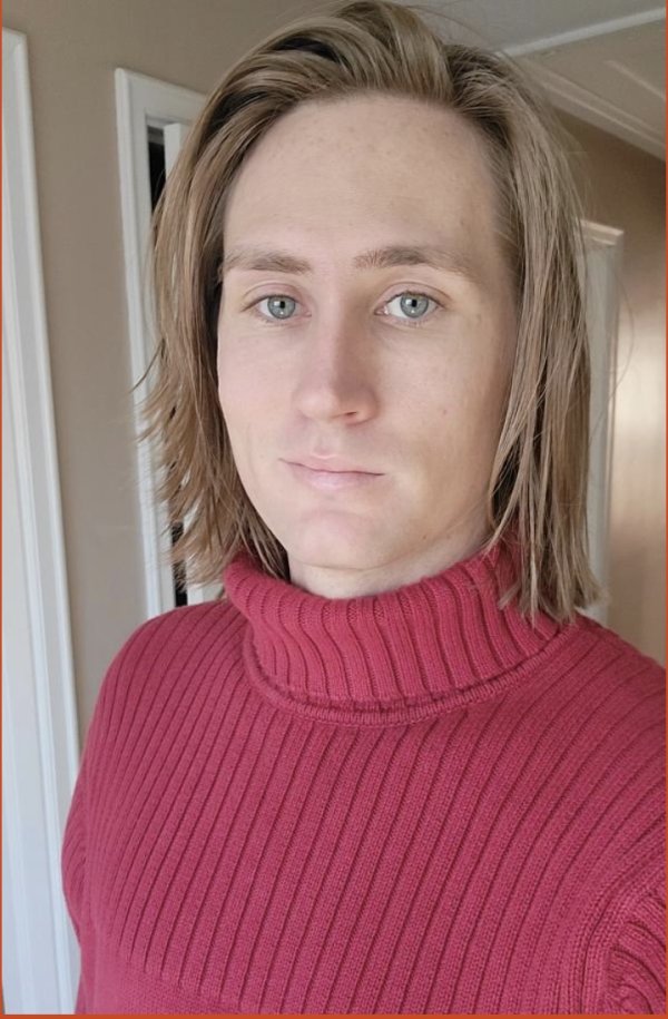 Alex Eddins headshot