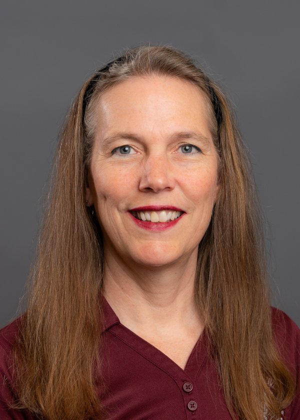 Portrait image of Karen Wohlwend.