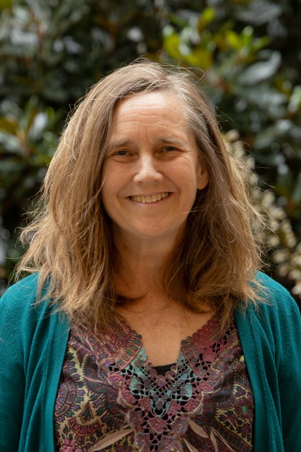 head shot of Melissa Platt