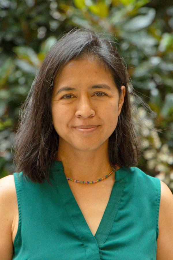 head shot of Hathai Sangsupan