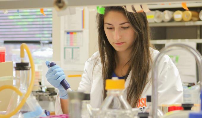 Kendra Jackson working in a lab