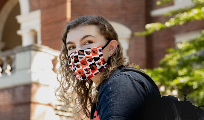 Girl with face mask 