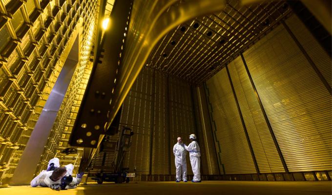 Researchers perform tests in ProtoDUNE’s electric field cage.