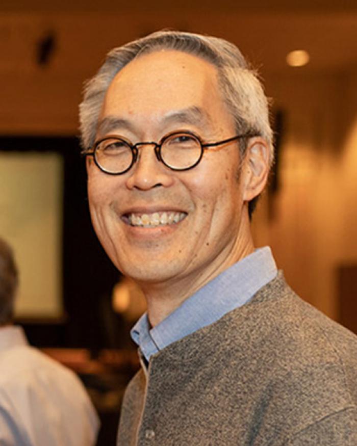 Victor Hsu in Lobby