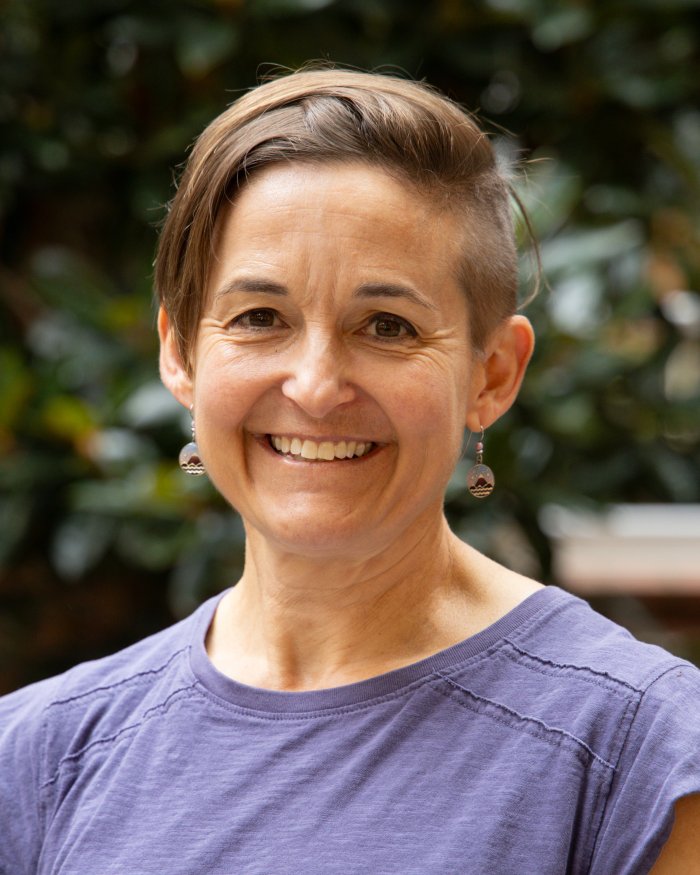 head shot of Alexis McQuillan