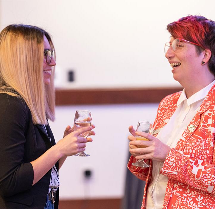 Undergraduate Arisa Larmay talks with Gabs James