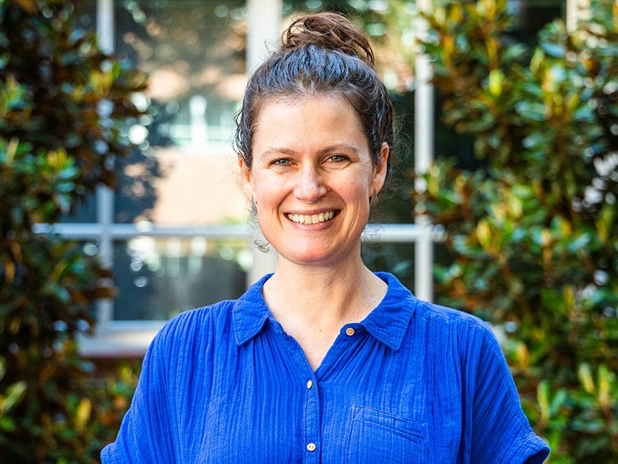 Smiling headshot of Kirsten Grorud-Colvert